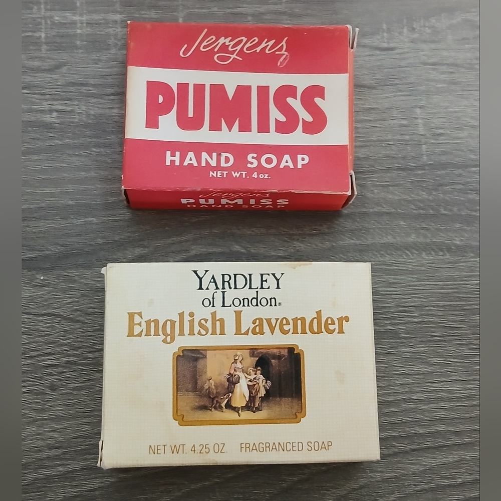 Vintage Soap Lot 1979 Yardley of London English Lavender & 1940s Jergens Pumiss